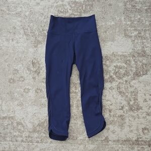 Lululemon Crop Blue Leggings Size 4
